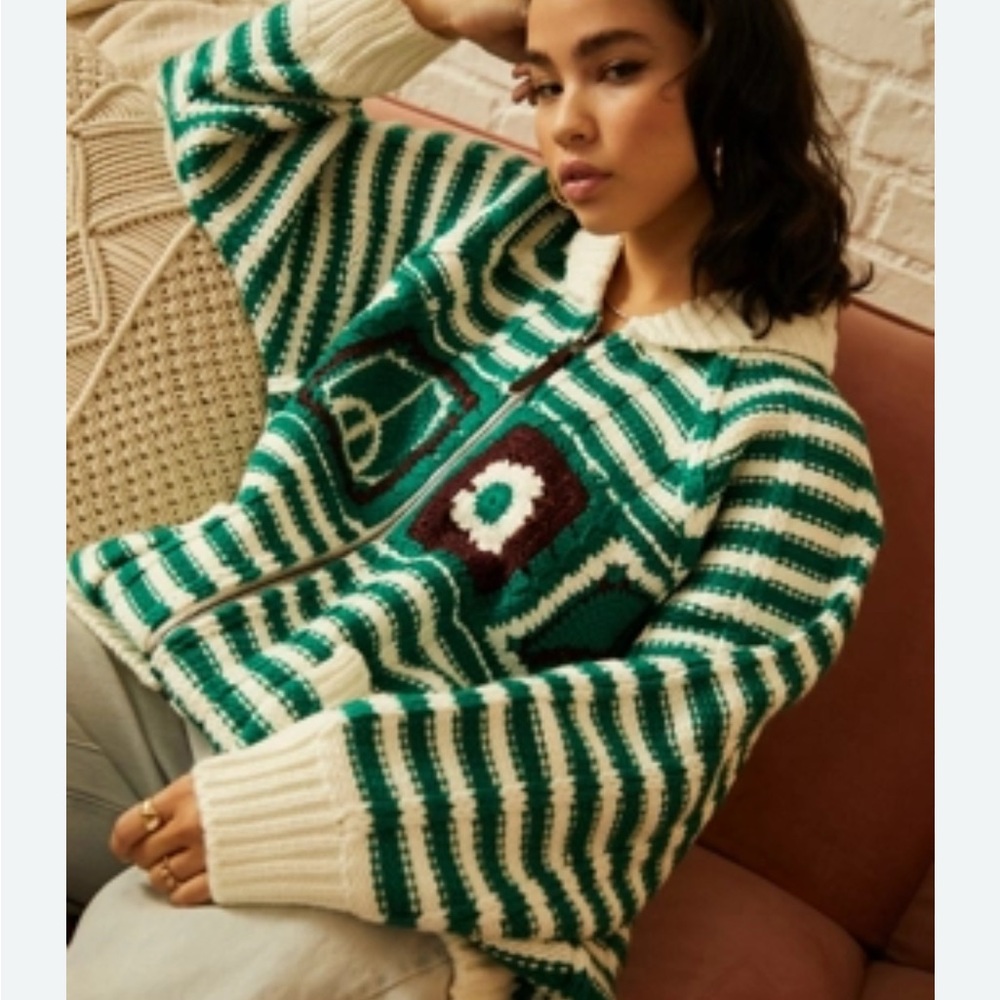 Urban Outfitters BDG Crochet Knit Oversized Cardigan Zip-Up - Picture 3 of 8
